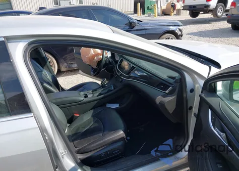 2018 Buick Lacrosse Essence z USA, uszkodzony, nr VIN 1G4ZP5SZXJU127260